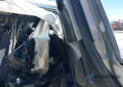 2024 Toyota Highlander Le from USA, damaged, VIN 5TDKDRAH7RS543426